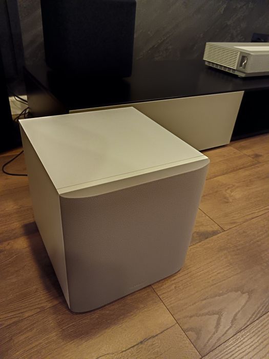 Subwoofer activ 200w Rms Bowers & Wilkins ASW610
