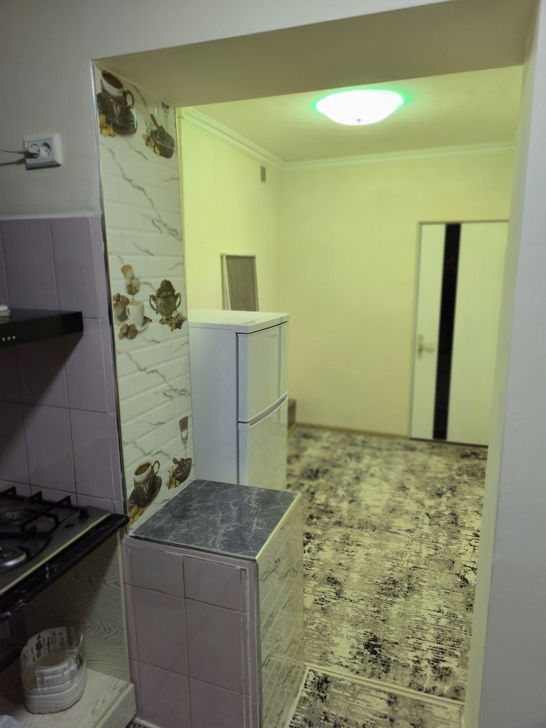 5-iyulda bushaydi. Kvartira arenda.Kurant. Gishtli dom. Grill yonida