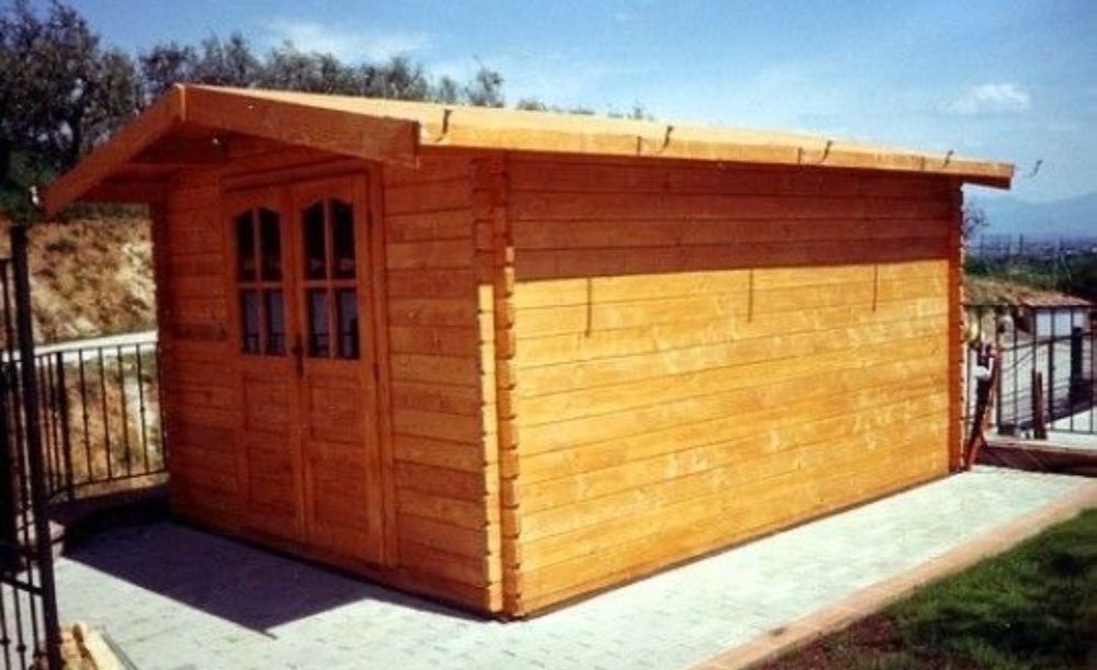 Foișoare terase magazii casute etc