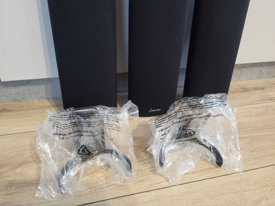 Boxe de perete,Sateliti si Surround sau Baza,Goldenear SuperSat3 si 50