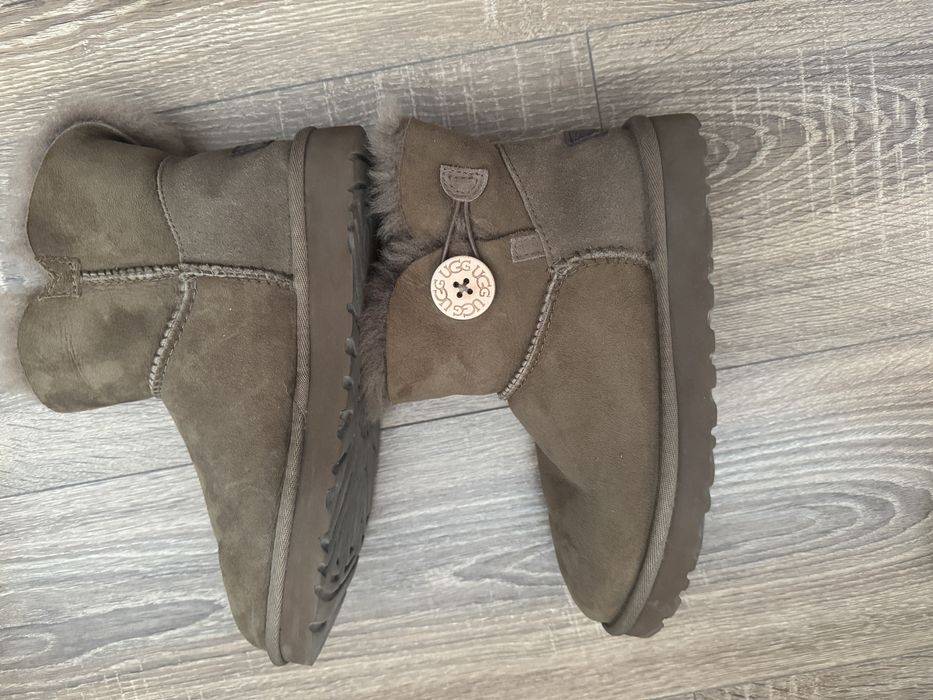 Cizme scurte ugg 36
