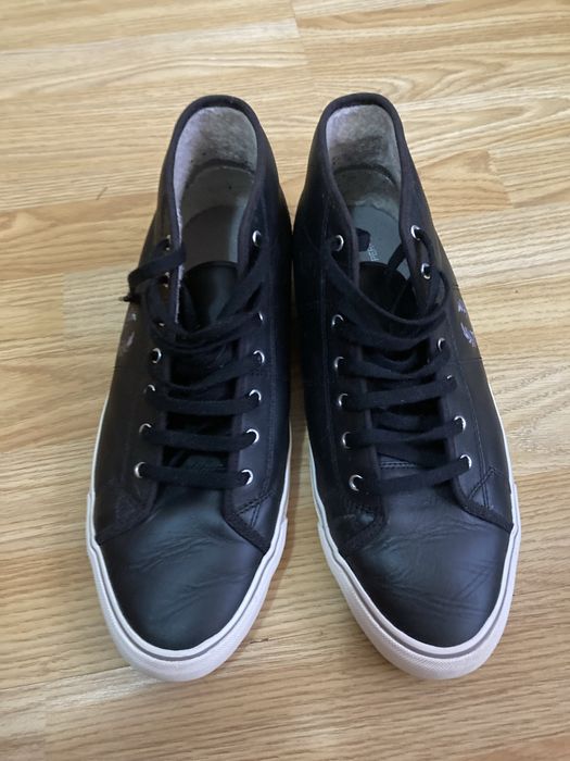 Кожени обувки Fred Perry