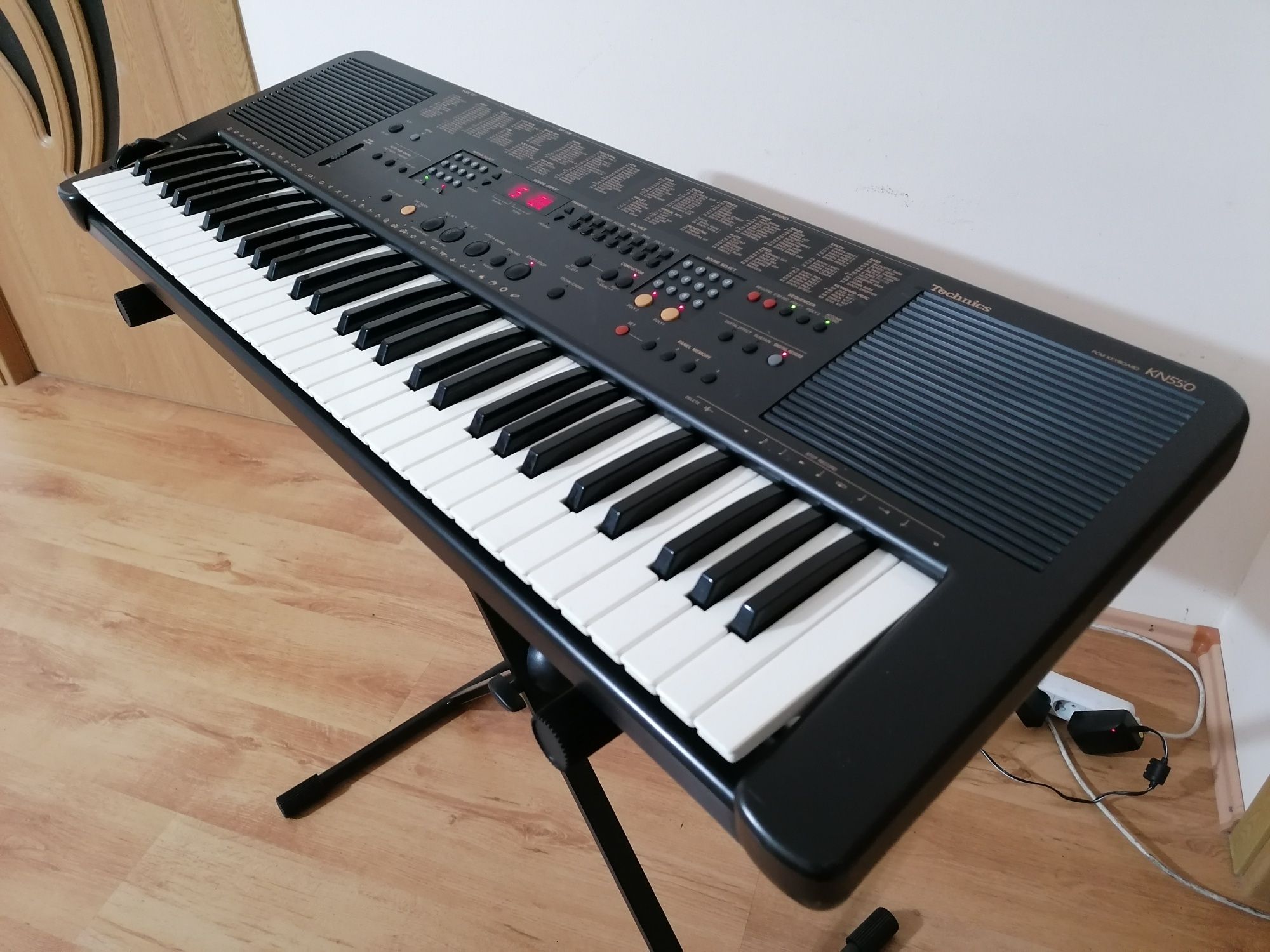 TECHNICS sx-K550  sintetizator profesional keyboard orga pian