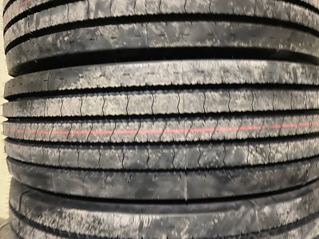 Автошины для камаз зил 295/80R22.5 Giti kama  исузи ман