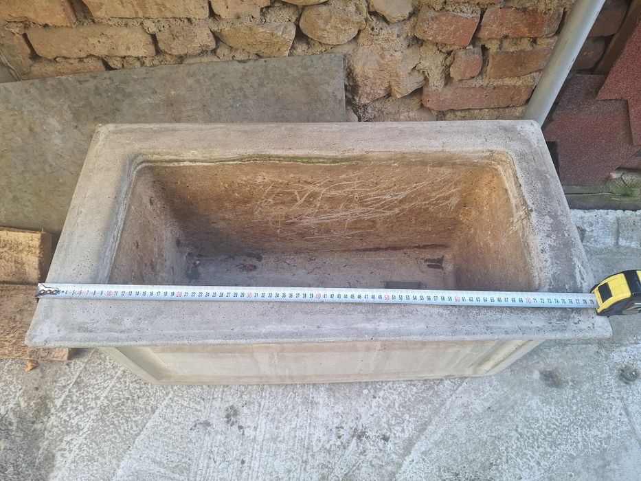 Бетонна кашпа/саксия/