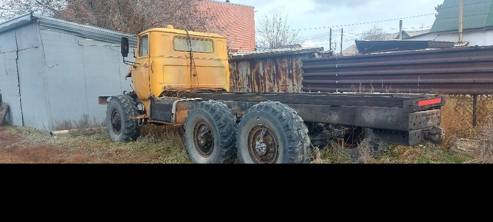 Продам урал 375 без двигателя