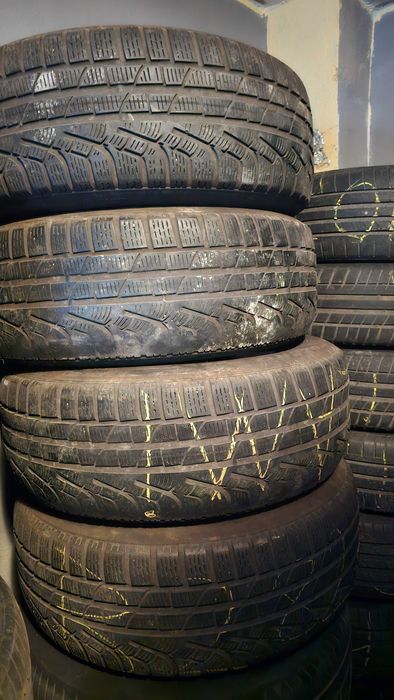 4 roti iarna cu anvelope Pirelli de la BMW X4 225/60 R17, se vand si 2