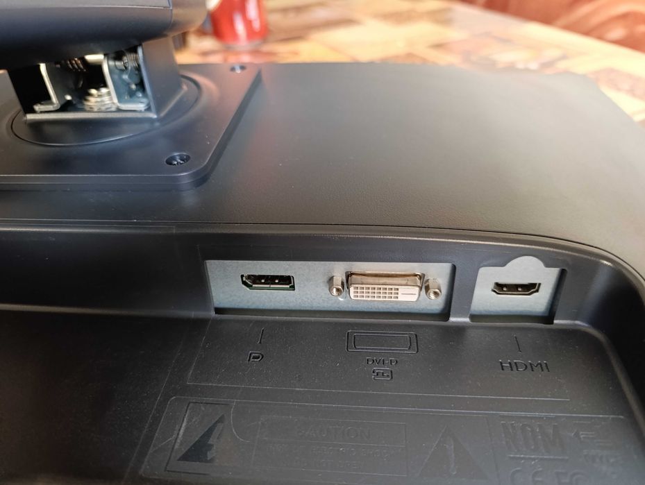 Геймърски монитор Benq XL2411P