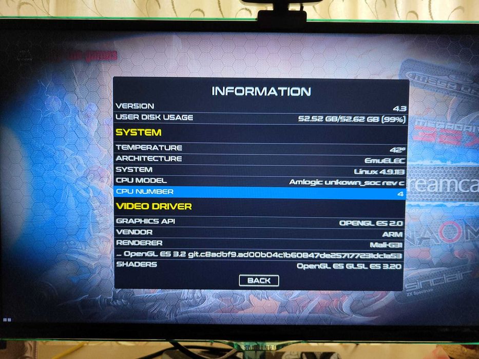 Consola Noua G11 PRO + 2 Controlere Schimbate, 64 GB plin cu jocuri!