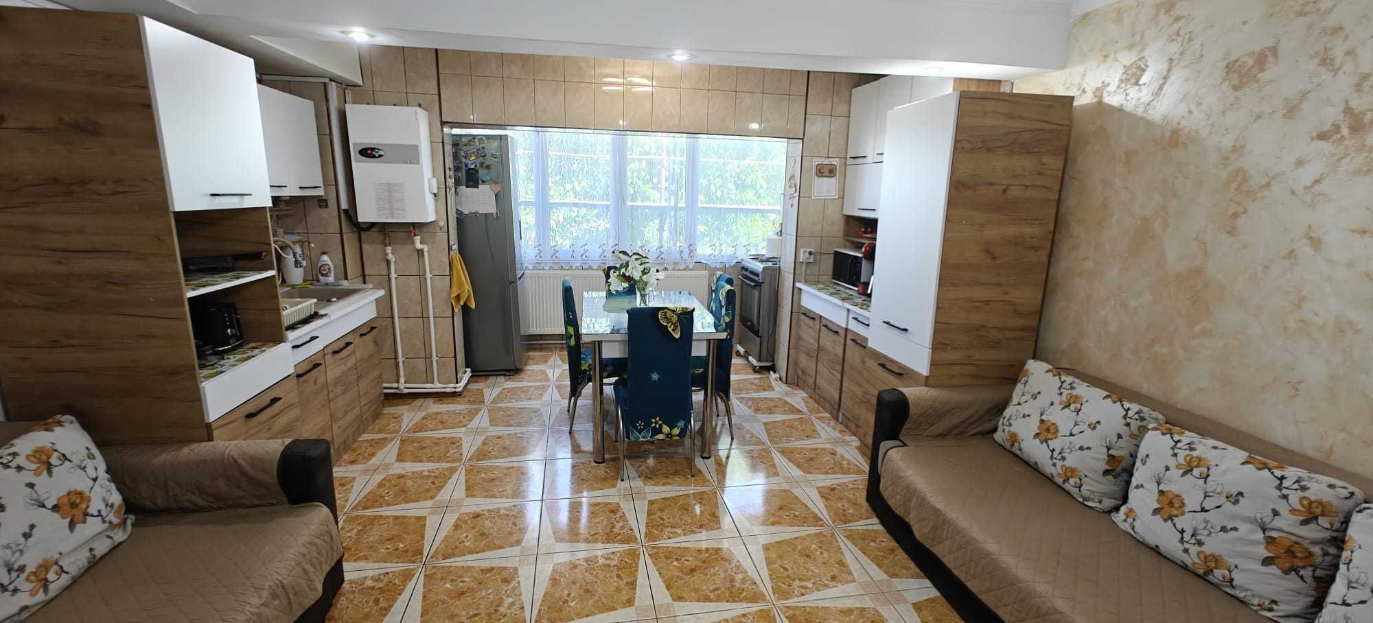 Apartament de vânzare în centrul orașului Murfatlar – zonă Primărie