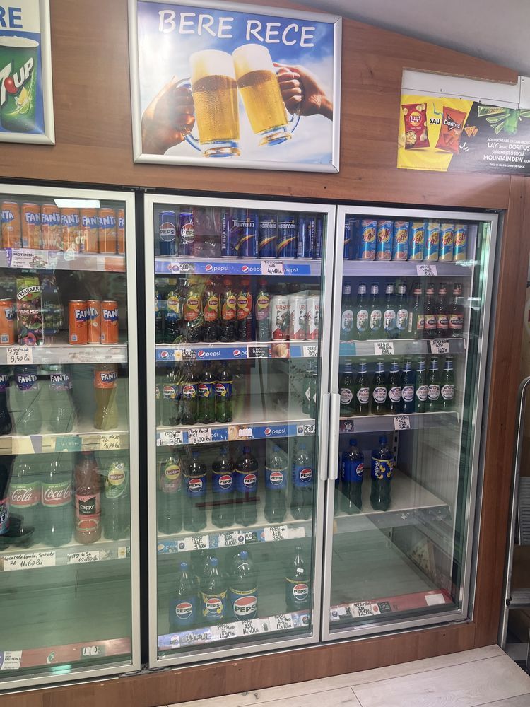 Vand Frigider cu 6 usi