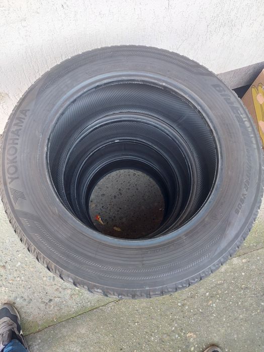 Anvelope Iarna 205 60 R16