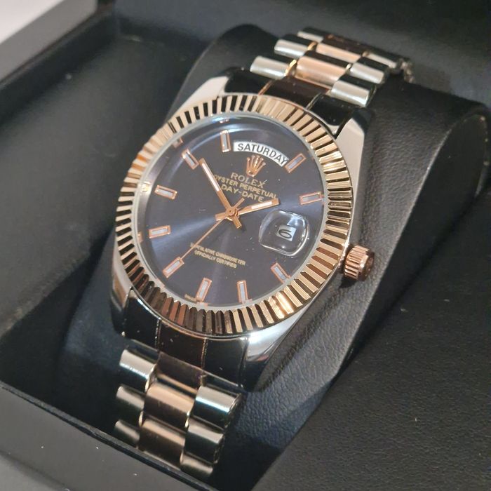 Ceas bărbătesc nou