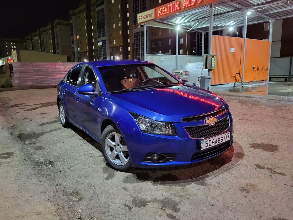 Chevrolet cruze авто2011 көлігі сатылад ы
