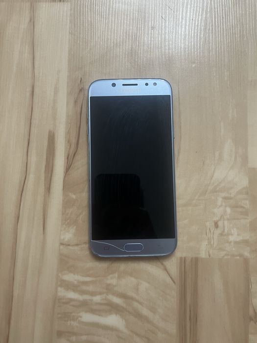 Продам телефон Galaxy J5