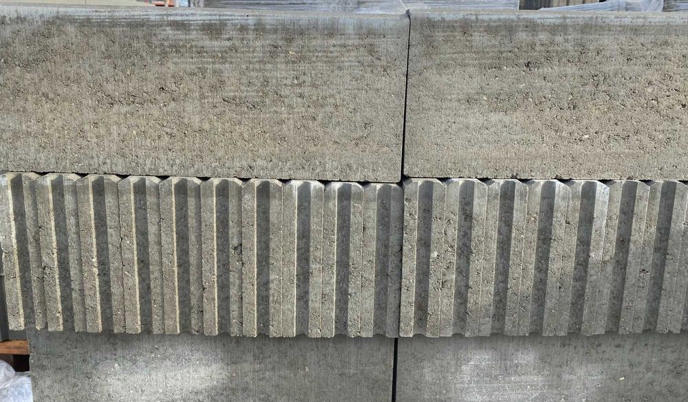 Bordura pentru pavaj  50/5/20 cm in Brasov