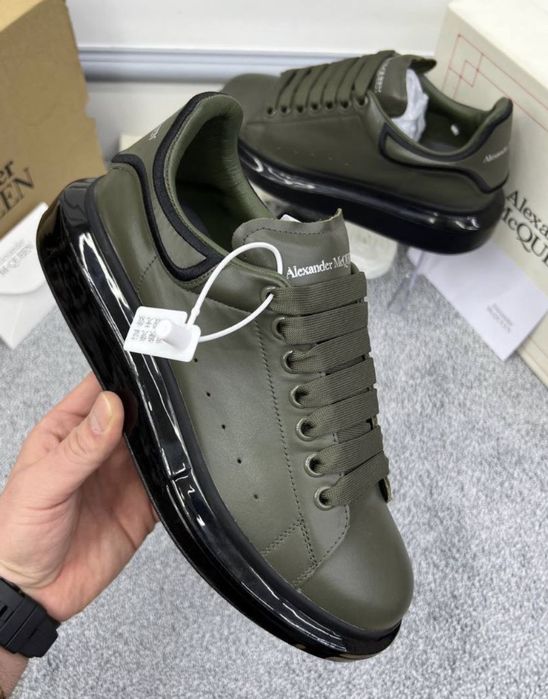 Adidași barbãtesti