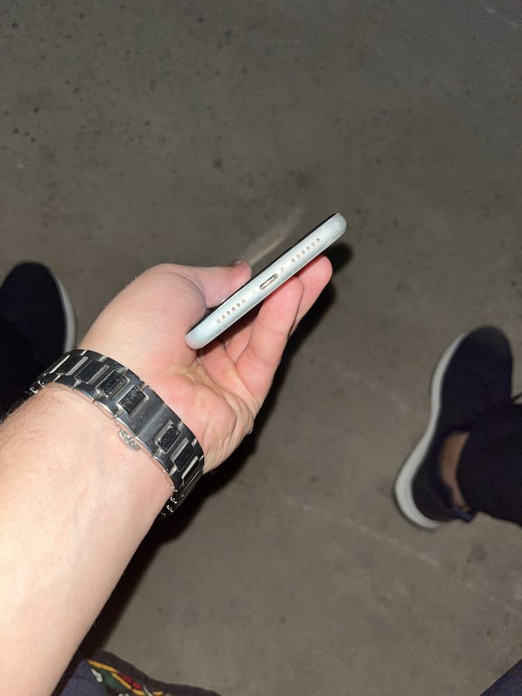 Iphone XR srochna 128