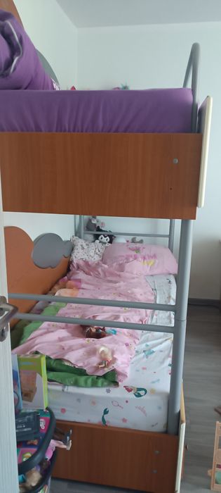 Pat supraetajat,cu scara