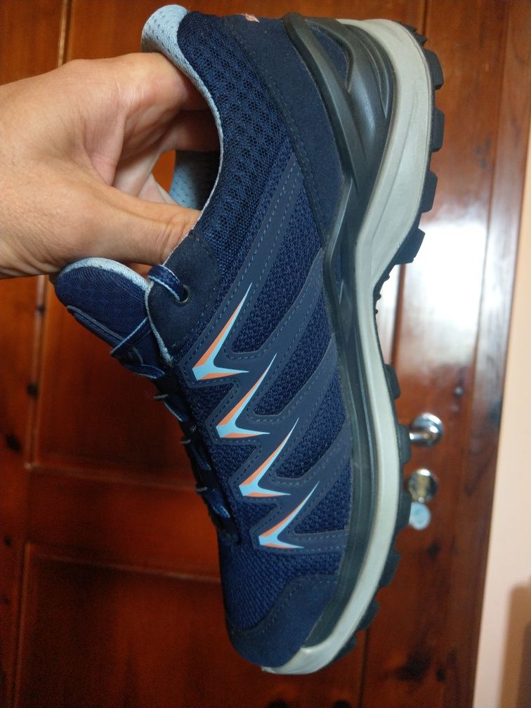 Lowa Goretex 42нм. 26,5см.