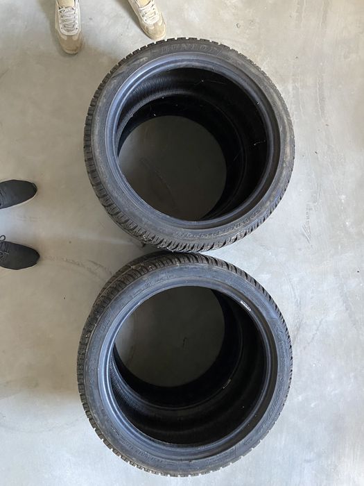Гуми Dunlop 245/40/18