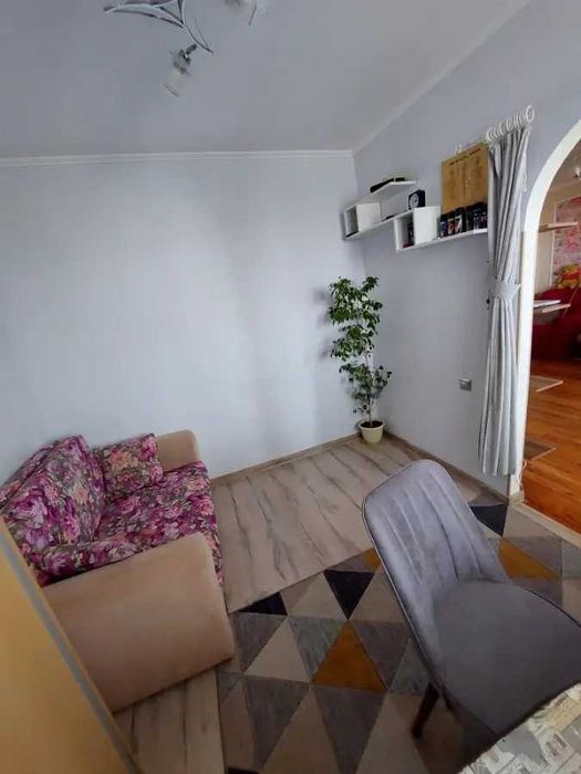 Продам 4-комнатную квартиру, 76 м² · 8/9 этаж, Курмангазы 154