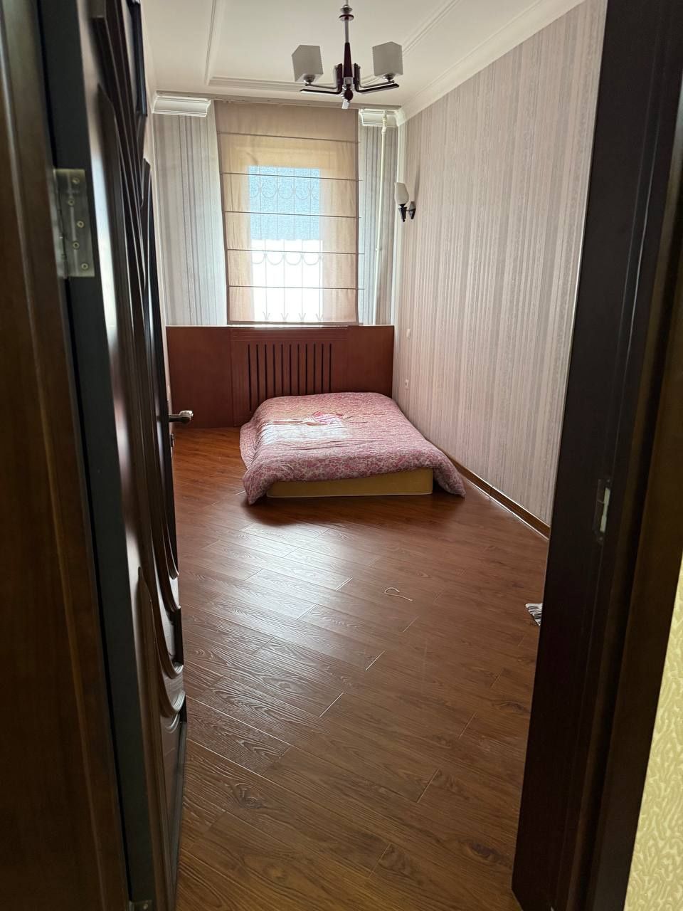 Srochna topshiriladi. Sebzor. Ganga. 4xonali 2-etaj