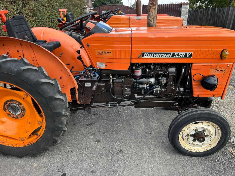 Tractor UTB Universal Viticol VR 445, 530 pt. vie livada import Franta
