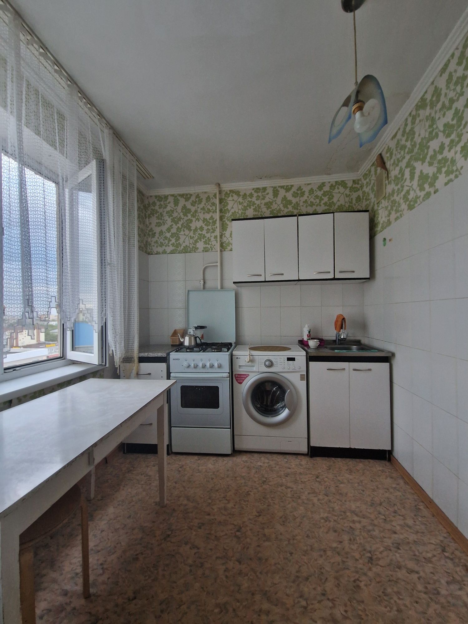 Продам 1 кв 34 квм 8 мкр