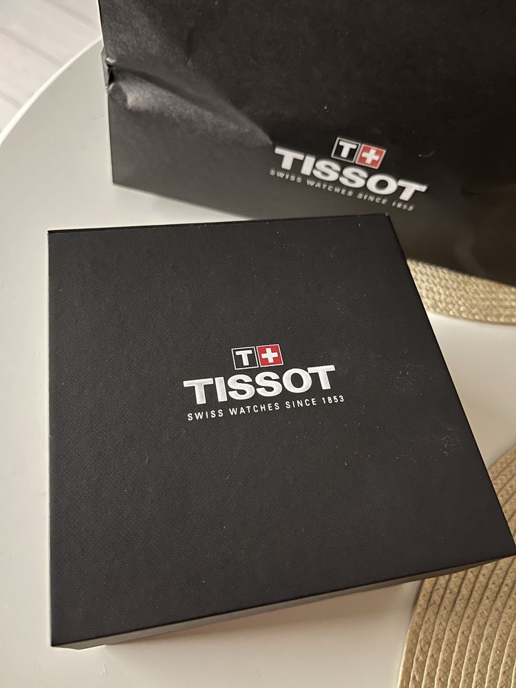 Продаю часы Tissot