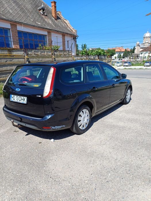 Vand sau schimb Ford Focus 1.6 Tdci