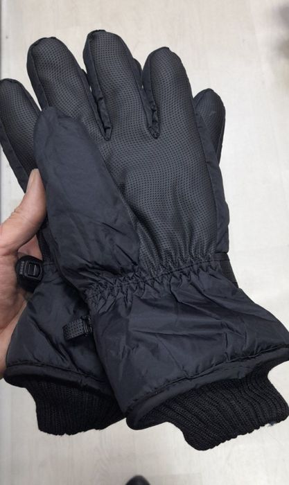 Мужские спортивные лыжные термо перчатки..