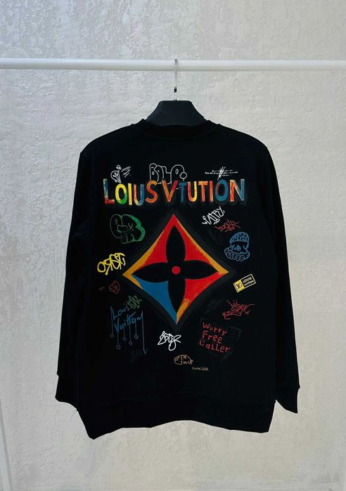 Топ модели мъжки блузи.