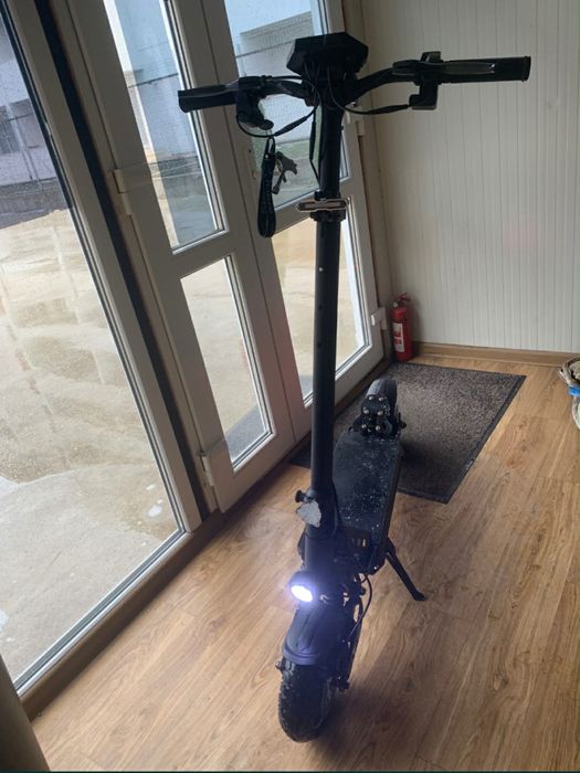 Vand trotineta kukrin g2 max