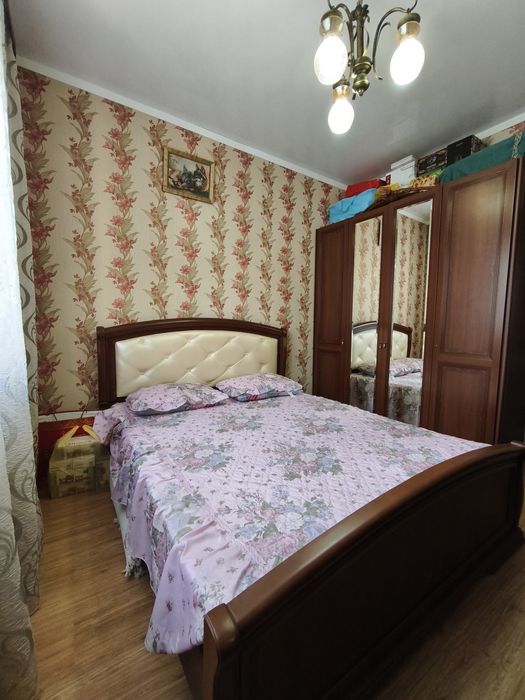 Продам спальный гарнитур