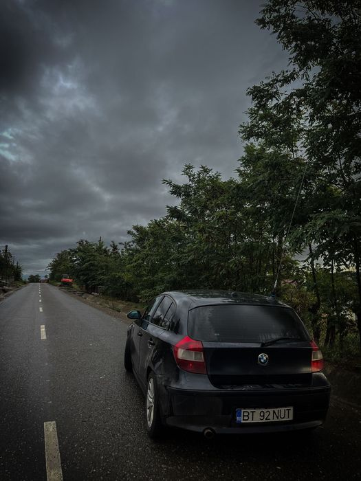 Vând sau schimb bmw seria 1 E 87