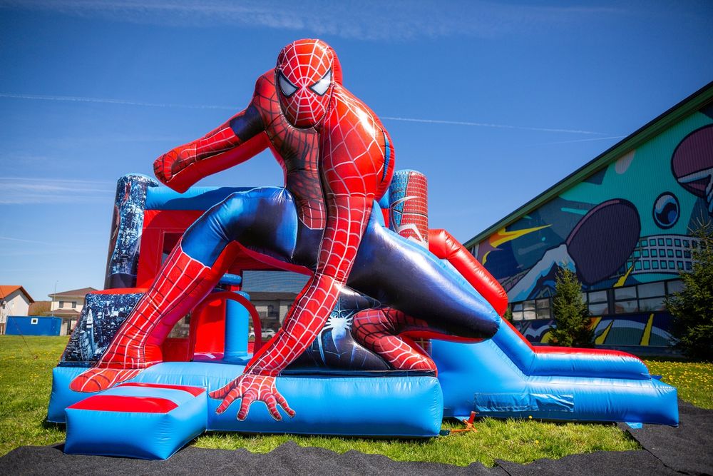 Închirieri topogane gonflabile