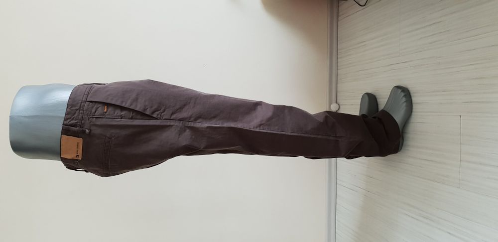 Hugo Boss Orange Schino- Slim -D Mens Size 33/34 НОВО! ОРИГИНАЛ!