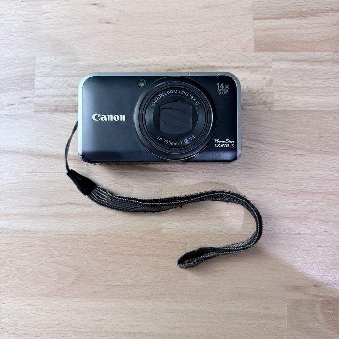 Canon Powershot sx210 is