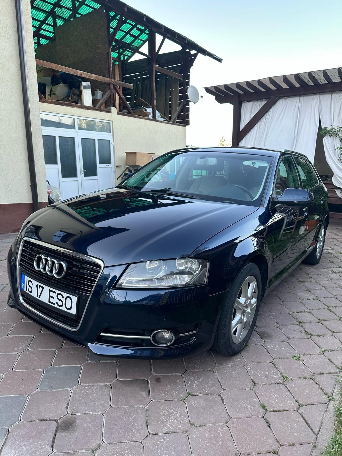 Audi A3 facelift,  an 2011,  cutie automată