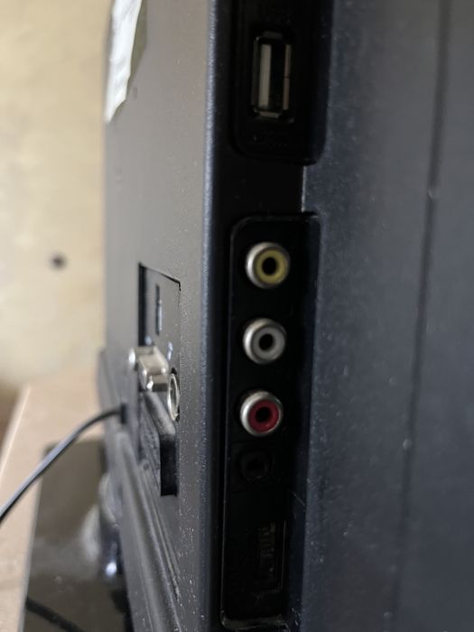 Продавам телевизор Neo 24 инча