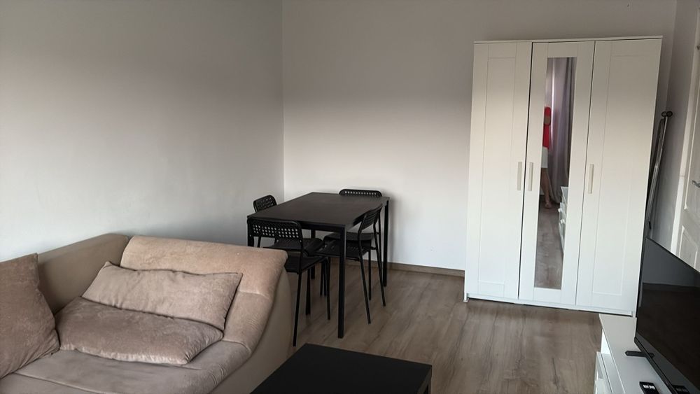Apartament 1 camera de închiriat