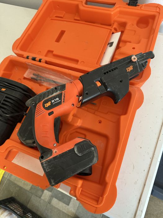 Vand Spit 218 cu tn pe banda pt rigips