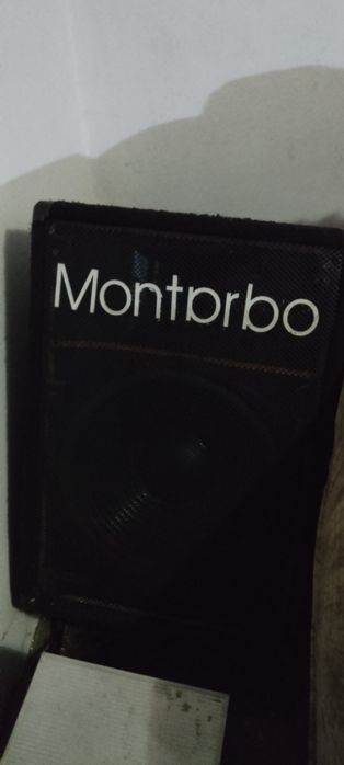 Doua boxe de vanzare