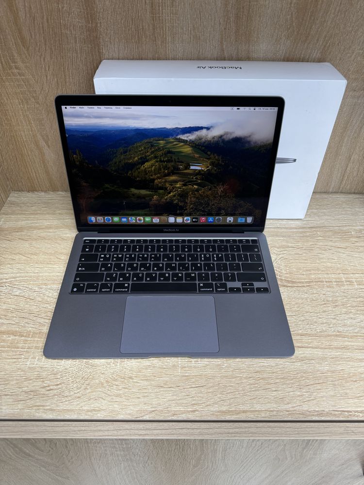 Macbook Air 2020 M1 8/256Gb