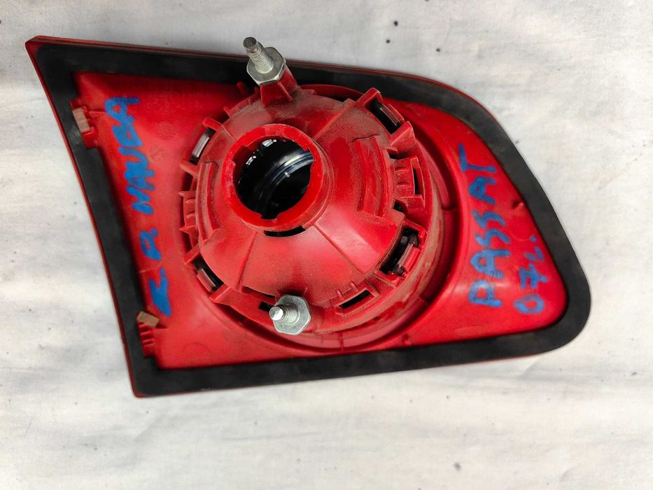 Оригинален стоп за Vw Passat B6 комби