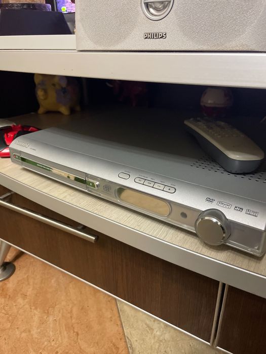 DVD home theatre PHILIPS домашно кино