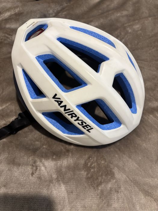 Vând Cască Bicicleta Van Rysel