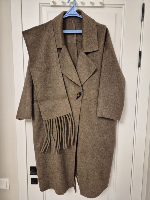 Пальто шерстяное женское