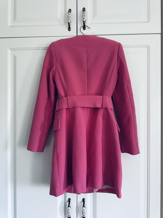 Palton Zara , masura S / Xs , cu curea in talie , roz